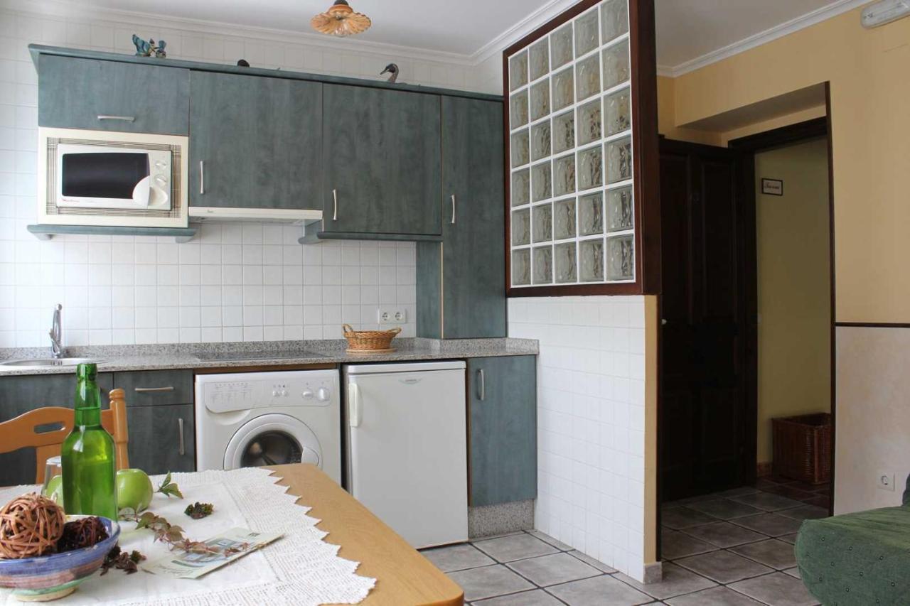 Apartamentos Casa Germana Тапия-де-Касарьего Экстерьер фото